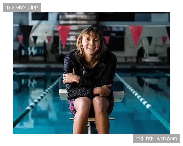 凯蒂·莱德基训练完顺手把泳池包月了？