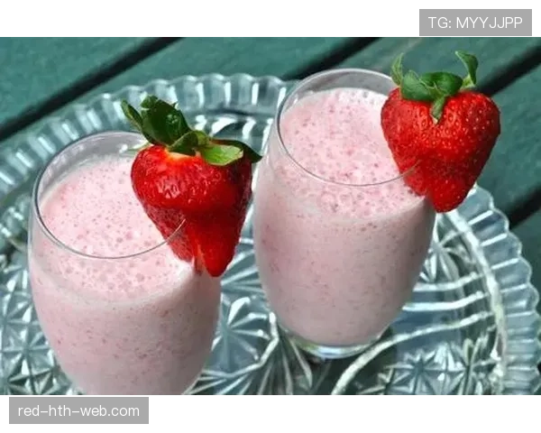 张博恒家的冰箱里塞满了蛋白粉，连饮料都得预约才能放进去