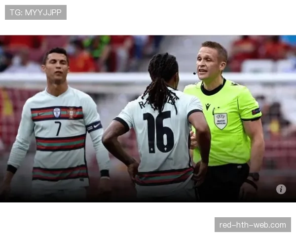 无效进球判罚规则：越位、手球与出界情形详解